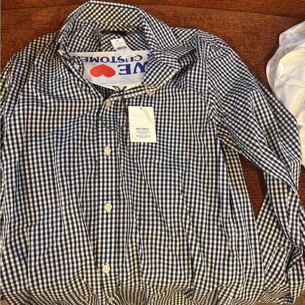 GAP Men's Navy and White Checkered Shirt